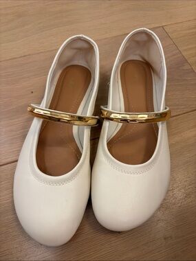 Zara Cream Mary Jane Flats with Gold Strap